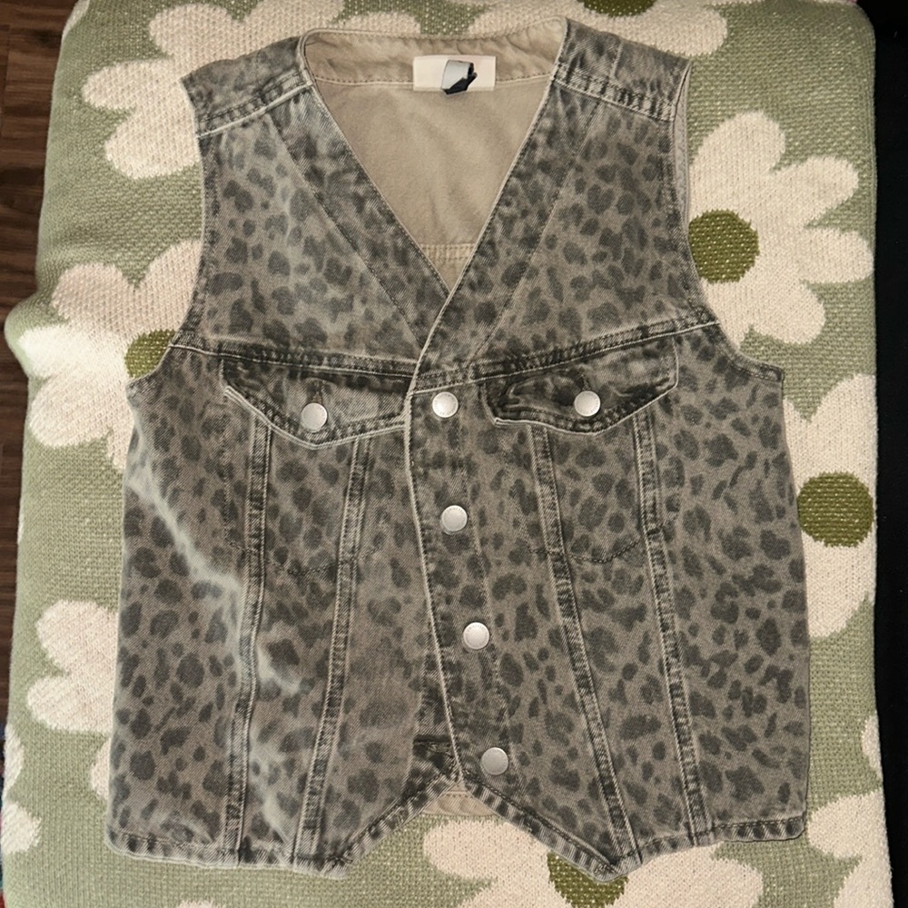 Cheetah Print Vest